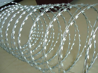 one hot galvanized concertina wire coil