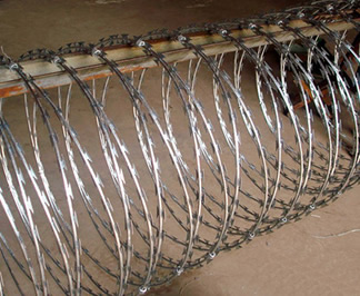 Blade outlet barbed wire